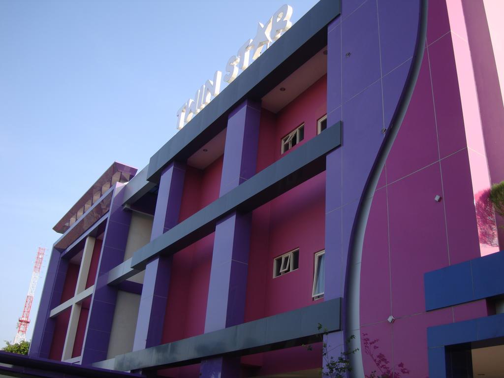 Twin Star Surakarta (Solo) Exterior foto