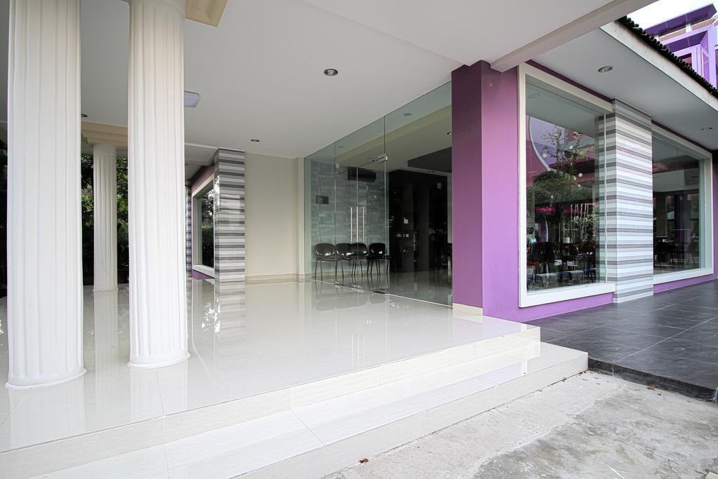 Twin Star Surakarta (Solo) Exterior foto