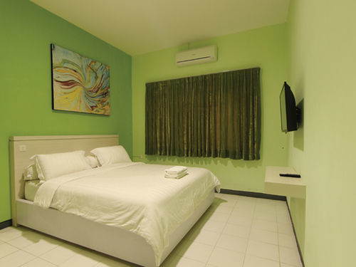 Twin Star Surakarta (Solo) Exterior foto