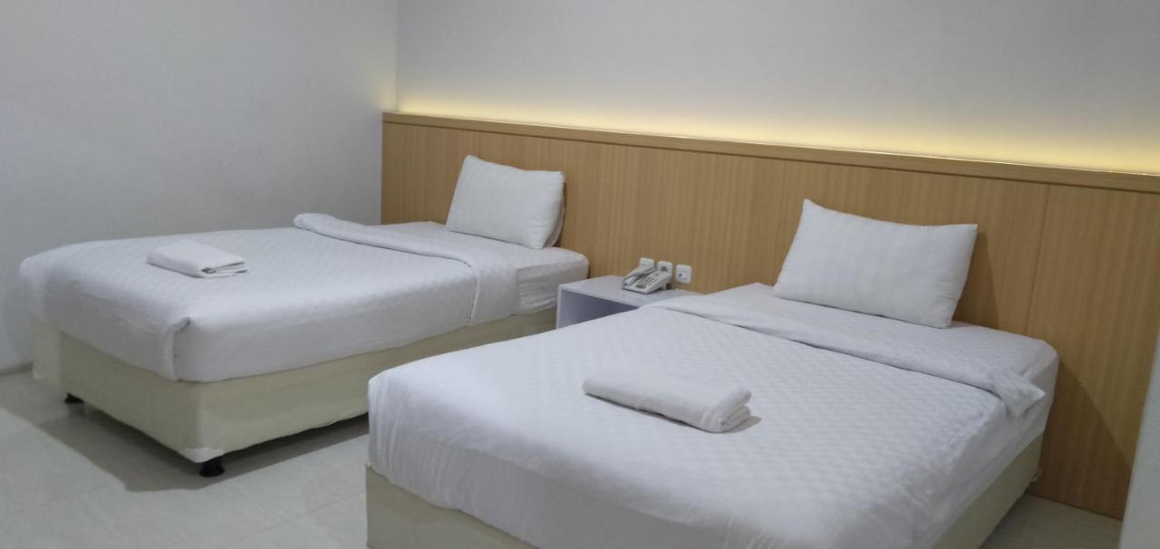 Twin Star Surakarta (Solo) Exterior foto