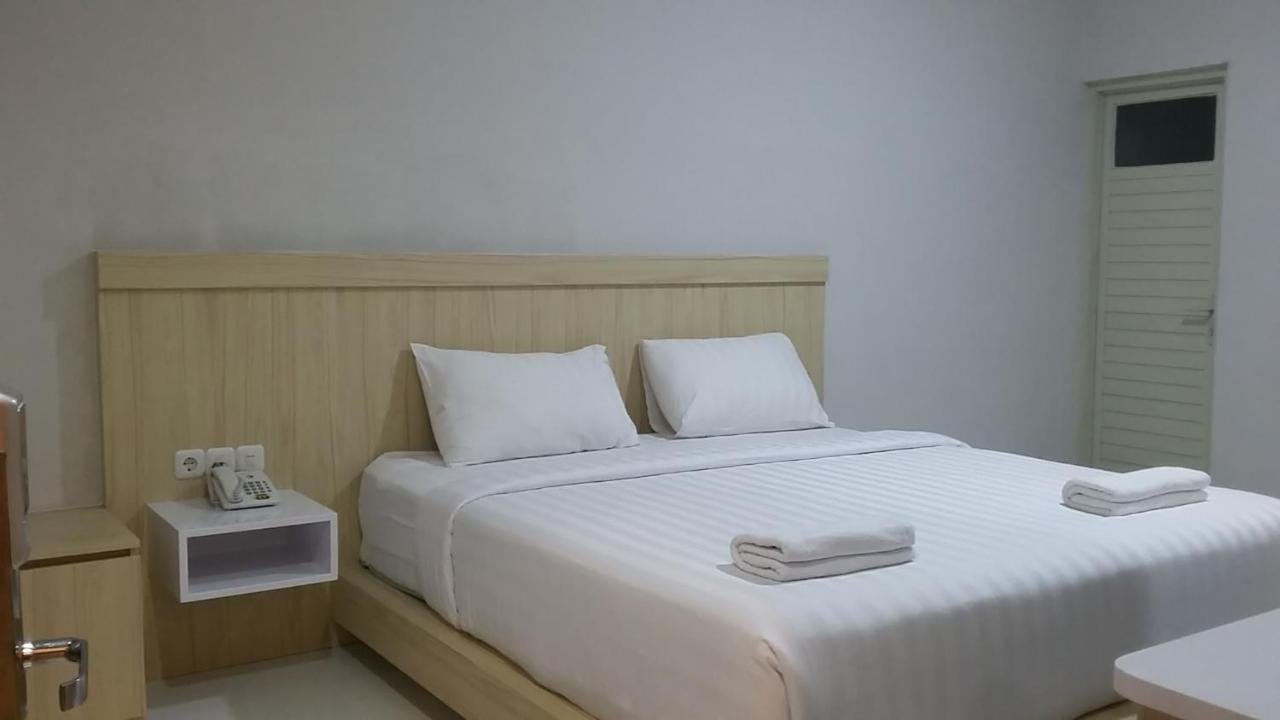 Twin Star Surakarta (Solo) Exterior foto